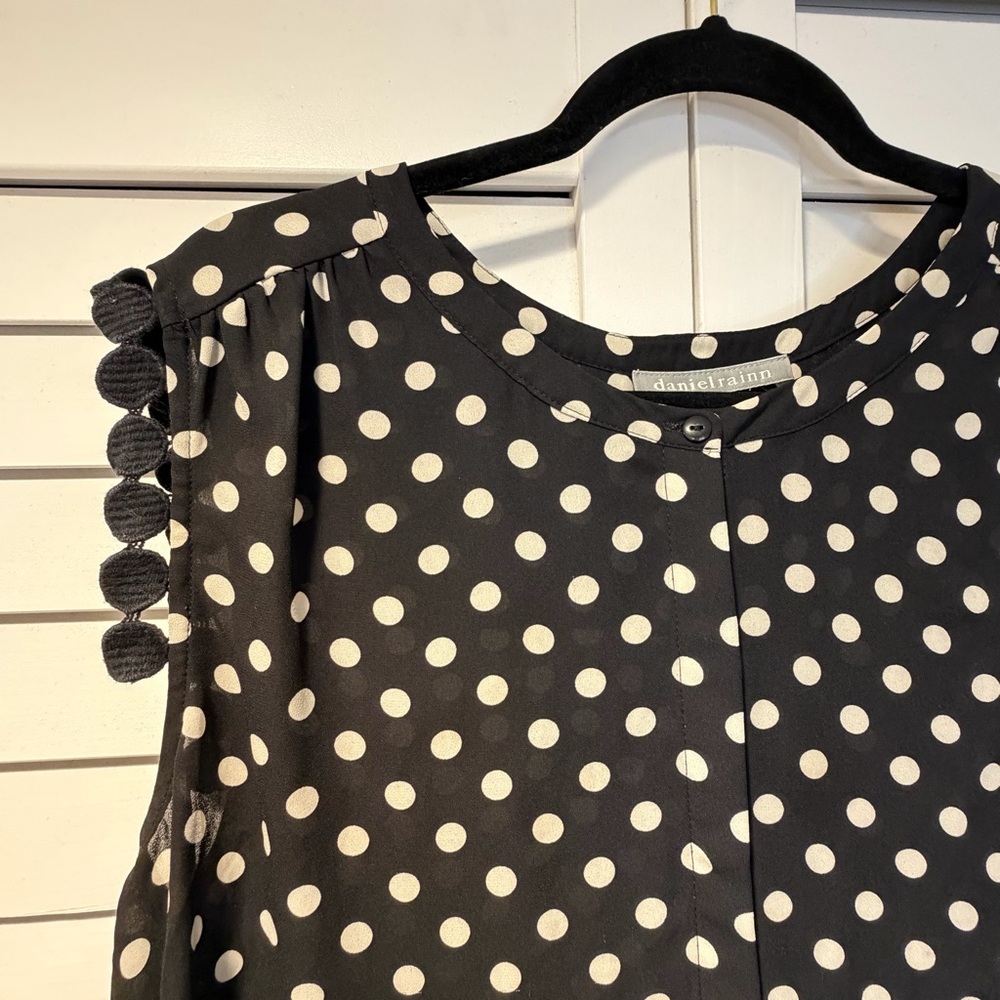 Sleeveless Polka Dot Blouse Work Office Top Pom Trim Lightweight Flowy - Picture 3 of 12